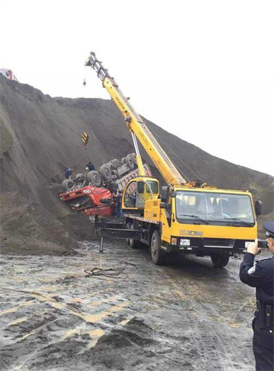 喀什地区上犹道路救援